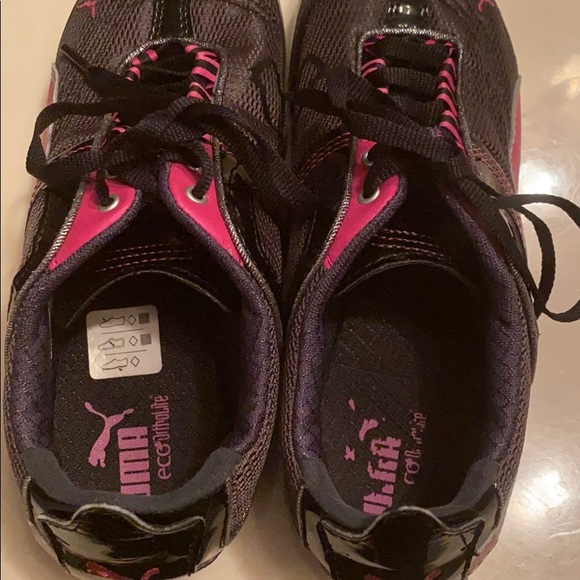 Puma shoes - Picture 3 of 5